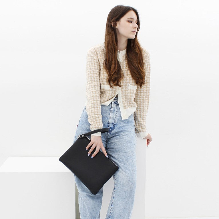 Avery Minimal Clutch Bag