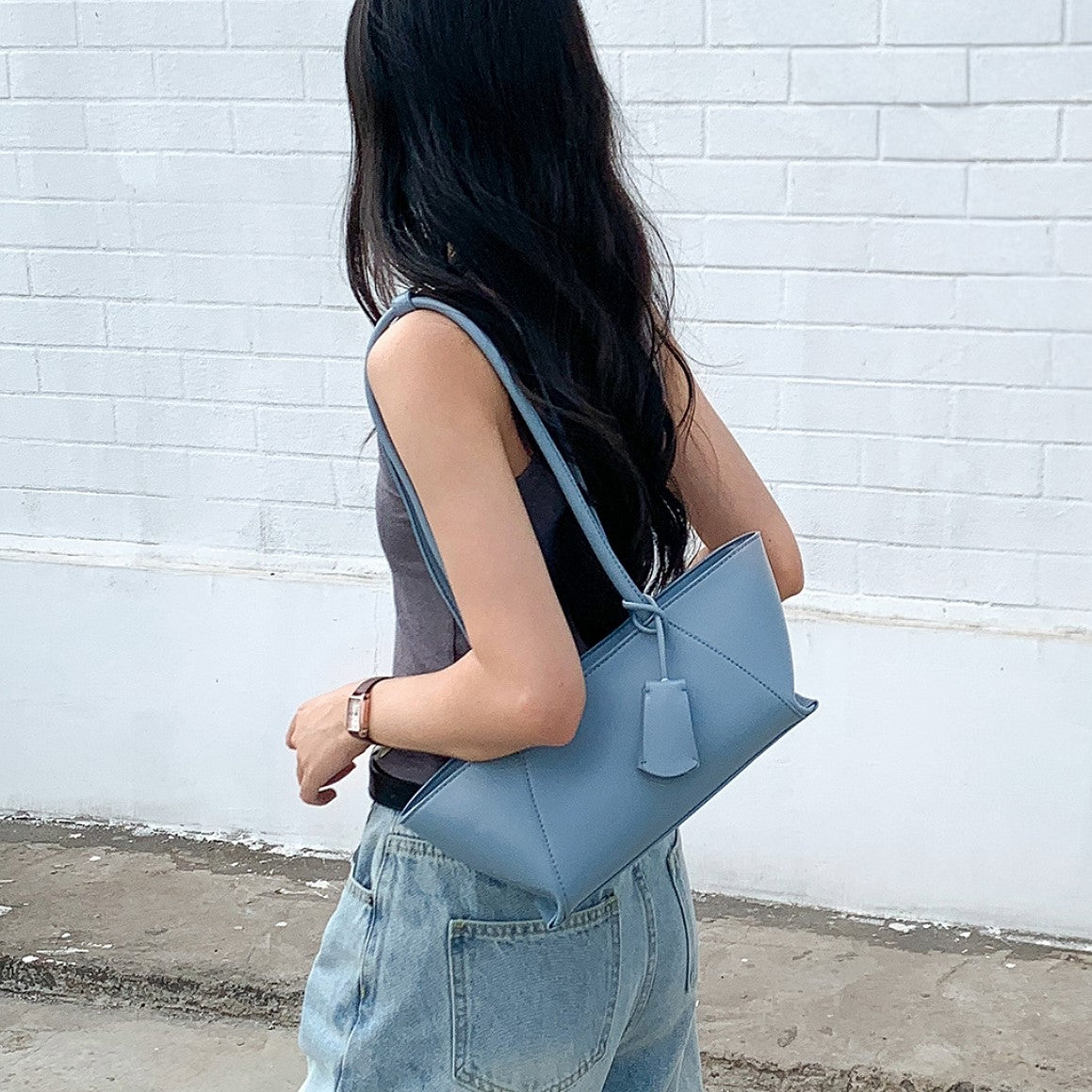 Celeste Minimal Shoulder Bag