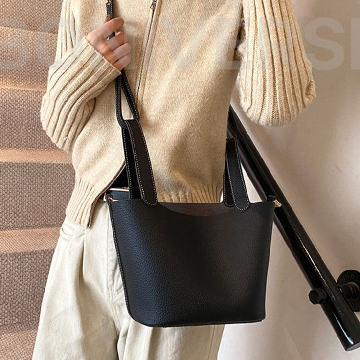 Bonnie Bucket Tote Bag